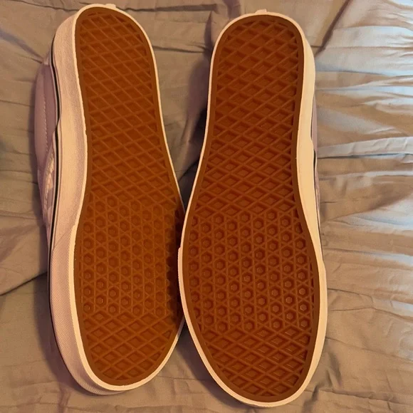 Vans women’s Lavender Checkered Slip-On Sneakers - Picture 3 of 4